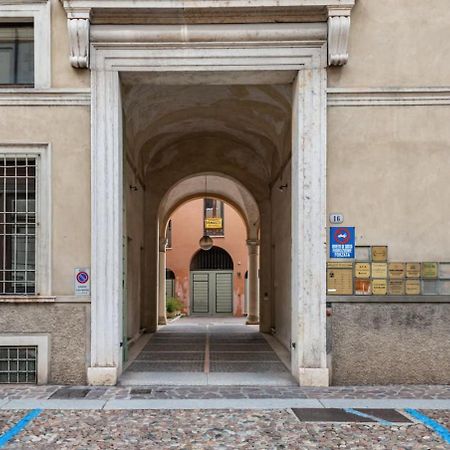 Residenza Palazzo Petrozzani Apartment Mantova Exterior photo